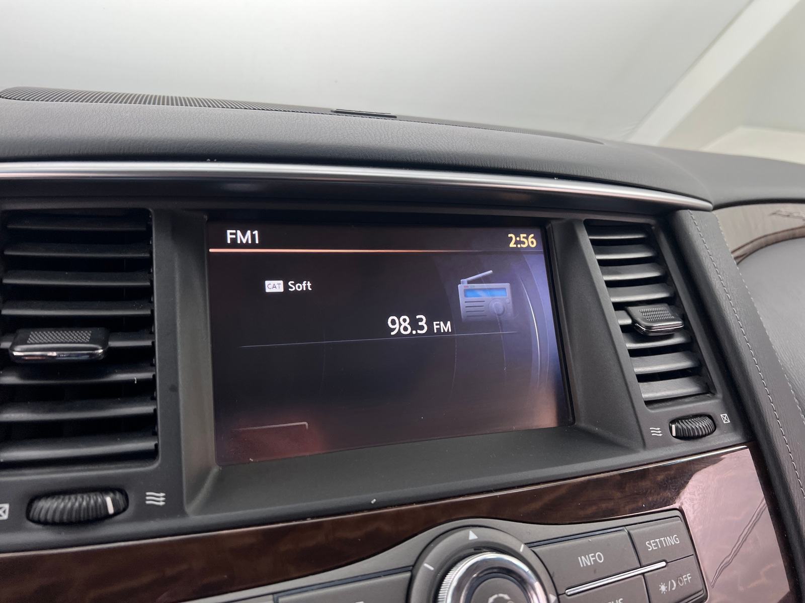 Thumbnail: 2017 Nissan Armada - 3