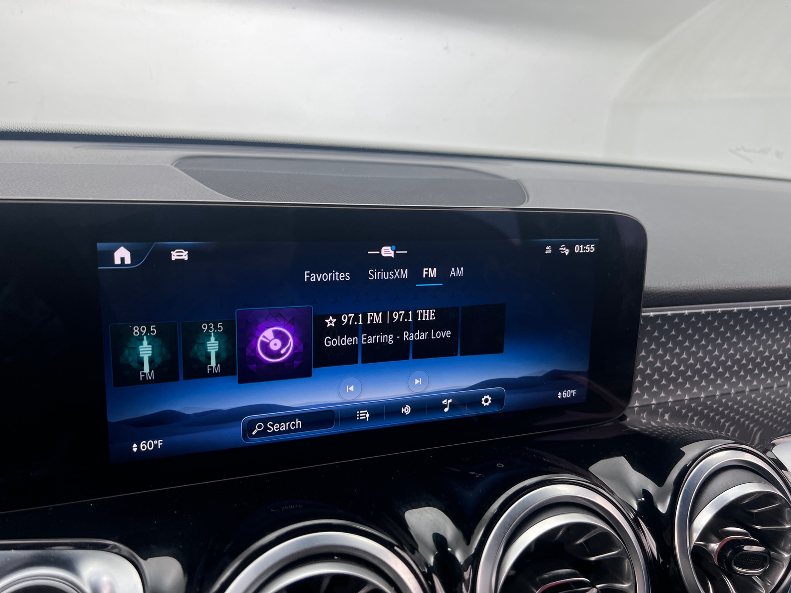 Thumbnail: 2025 Mercedes-Benz GLB - 3