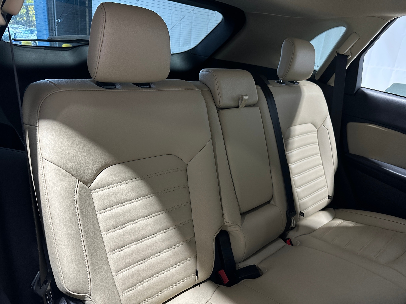 Thumbnail: 2022 Ford Edge - 5