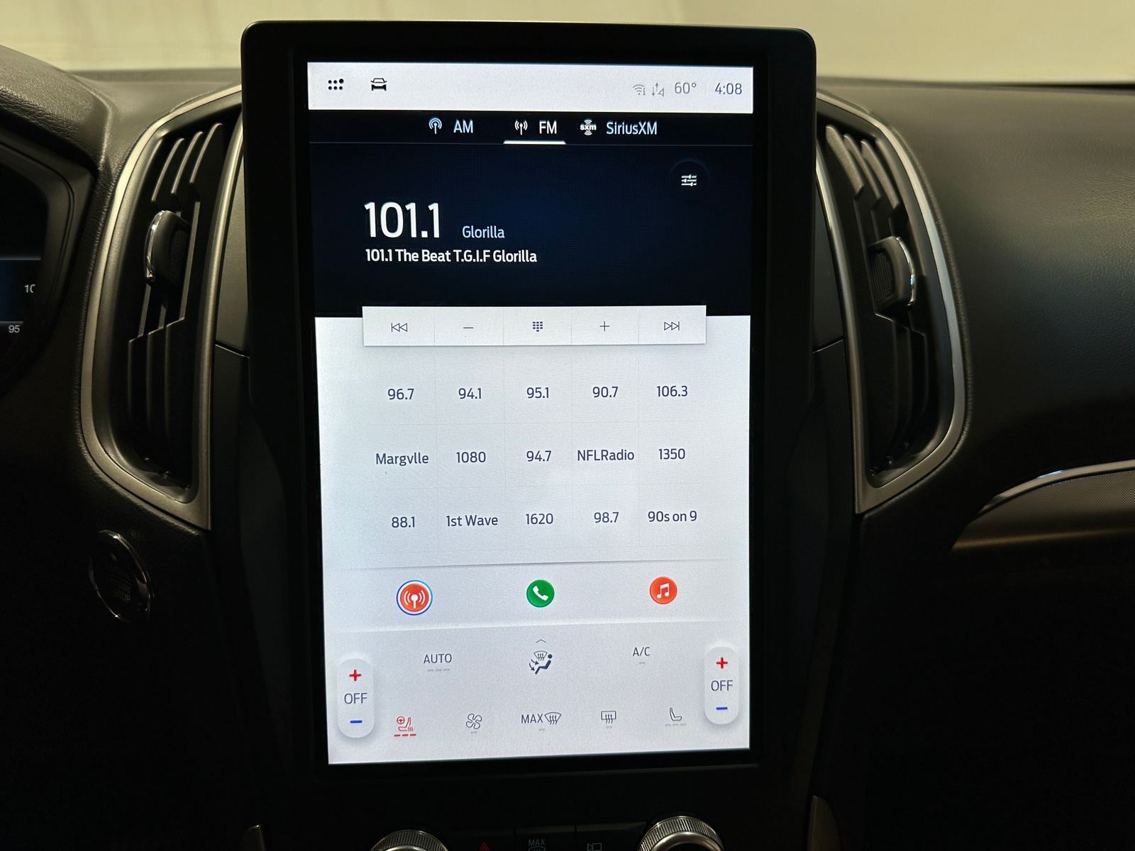 Thumbnail: 2022 Ford Edge - 3