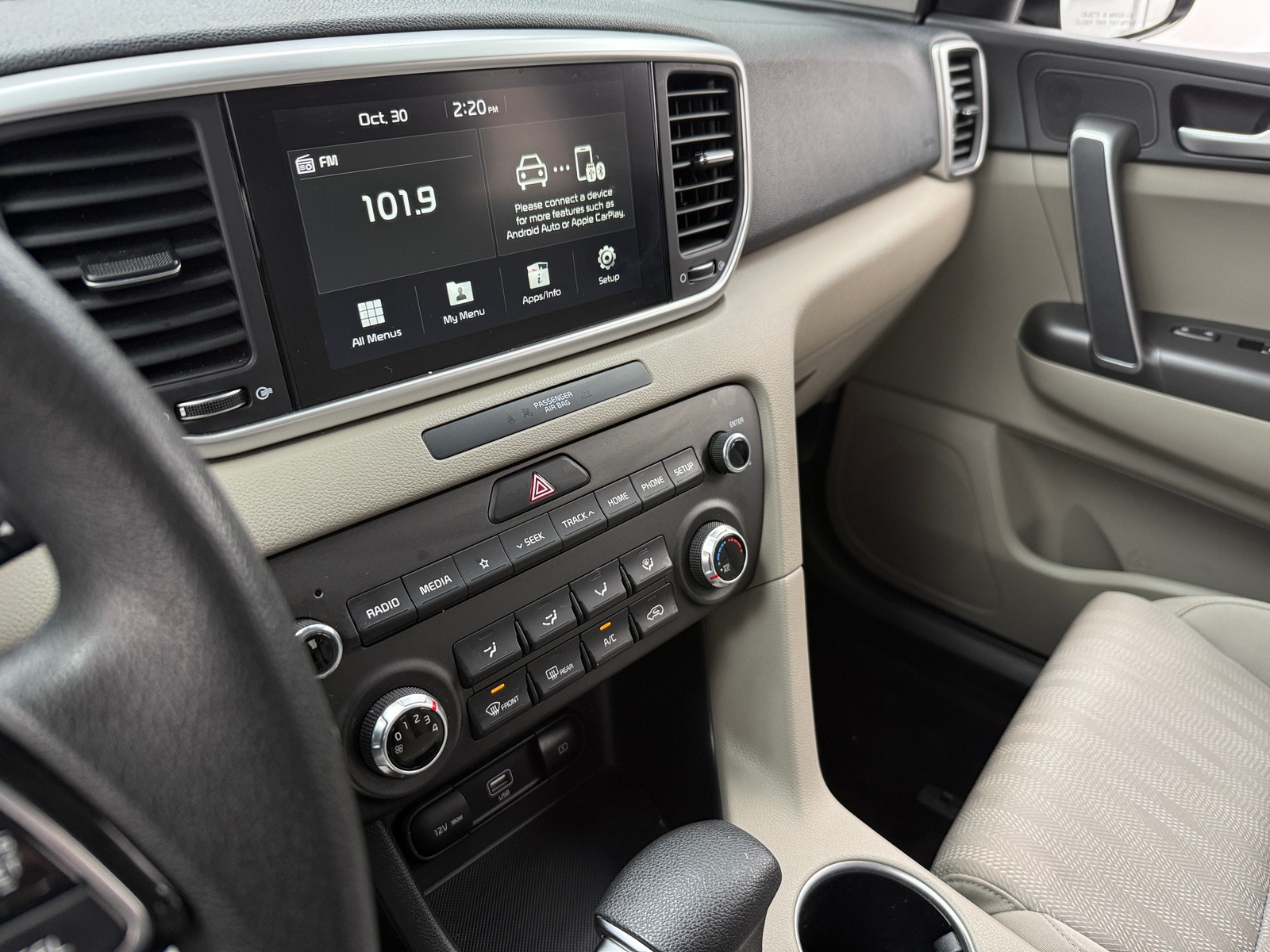 Thumbnail: 2022 Kia Sportage - 4