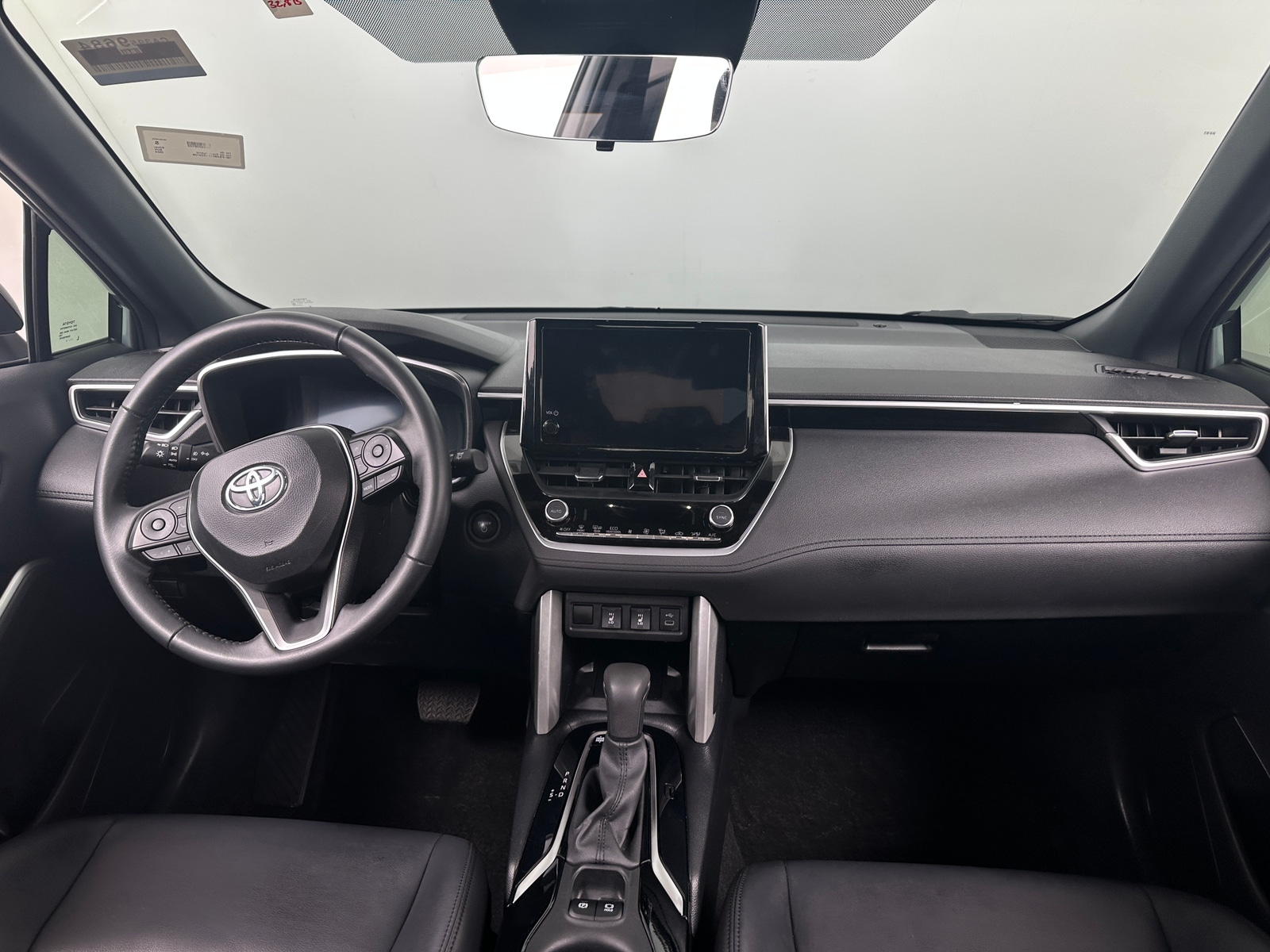 Thumbnail: 2024 Toyota Corolla Cross - 2