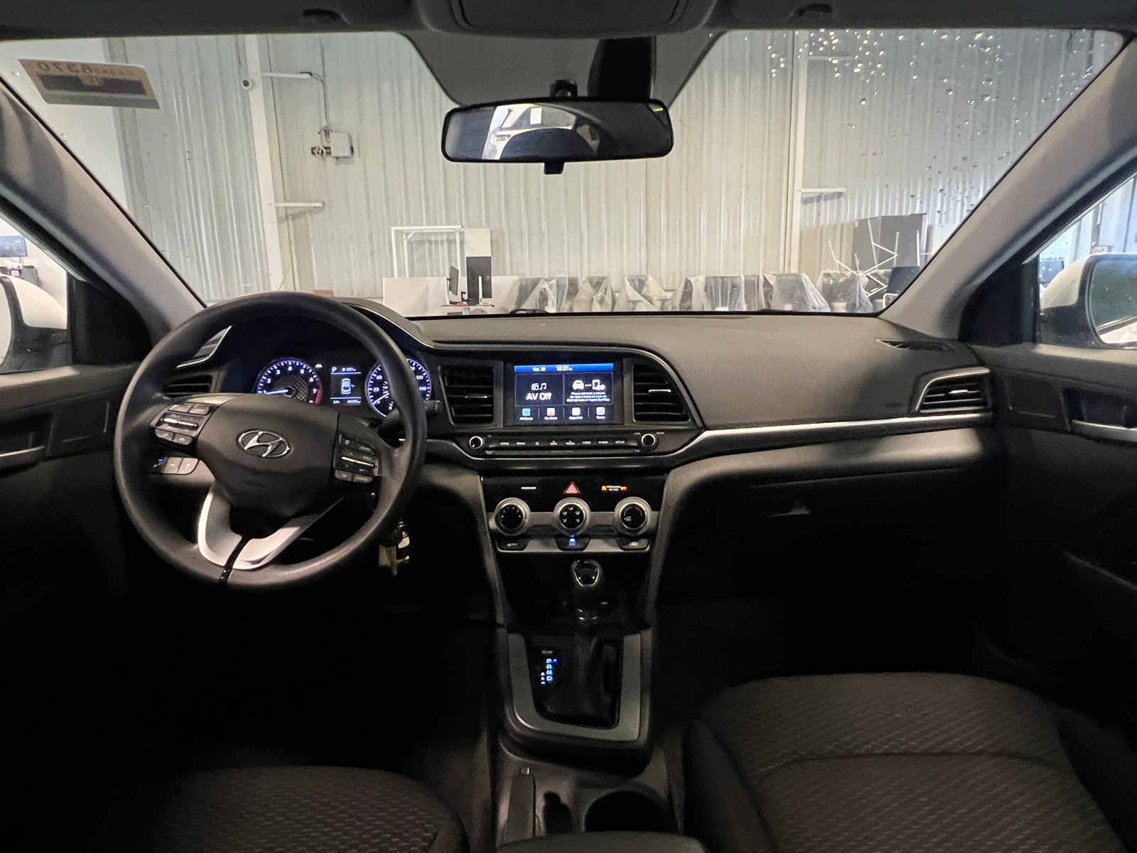 Thumbnail: 2019 Hyundai Elantra - 3