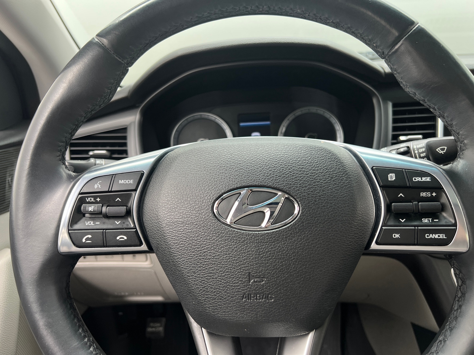 Thumbnail: 2018 Hyundai Sonata - 4
