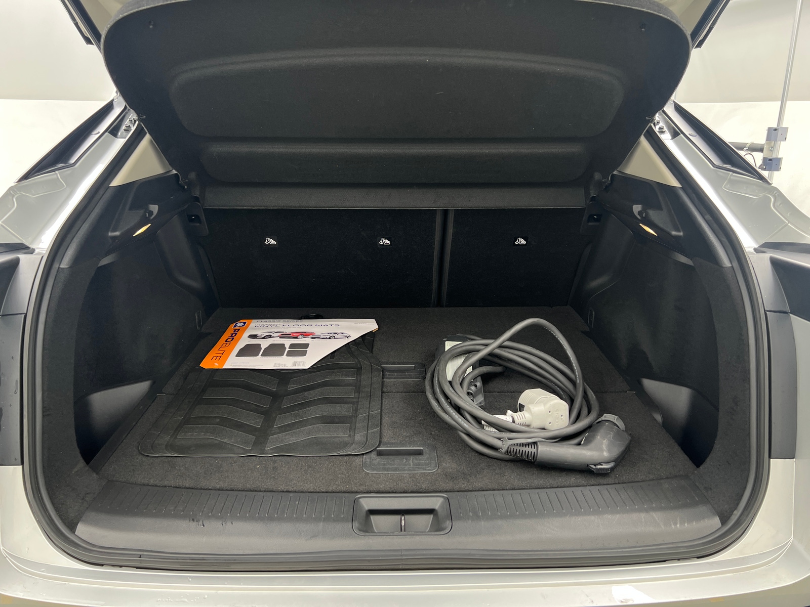 Thumbnail: 2023 Nissan Ariya - 6