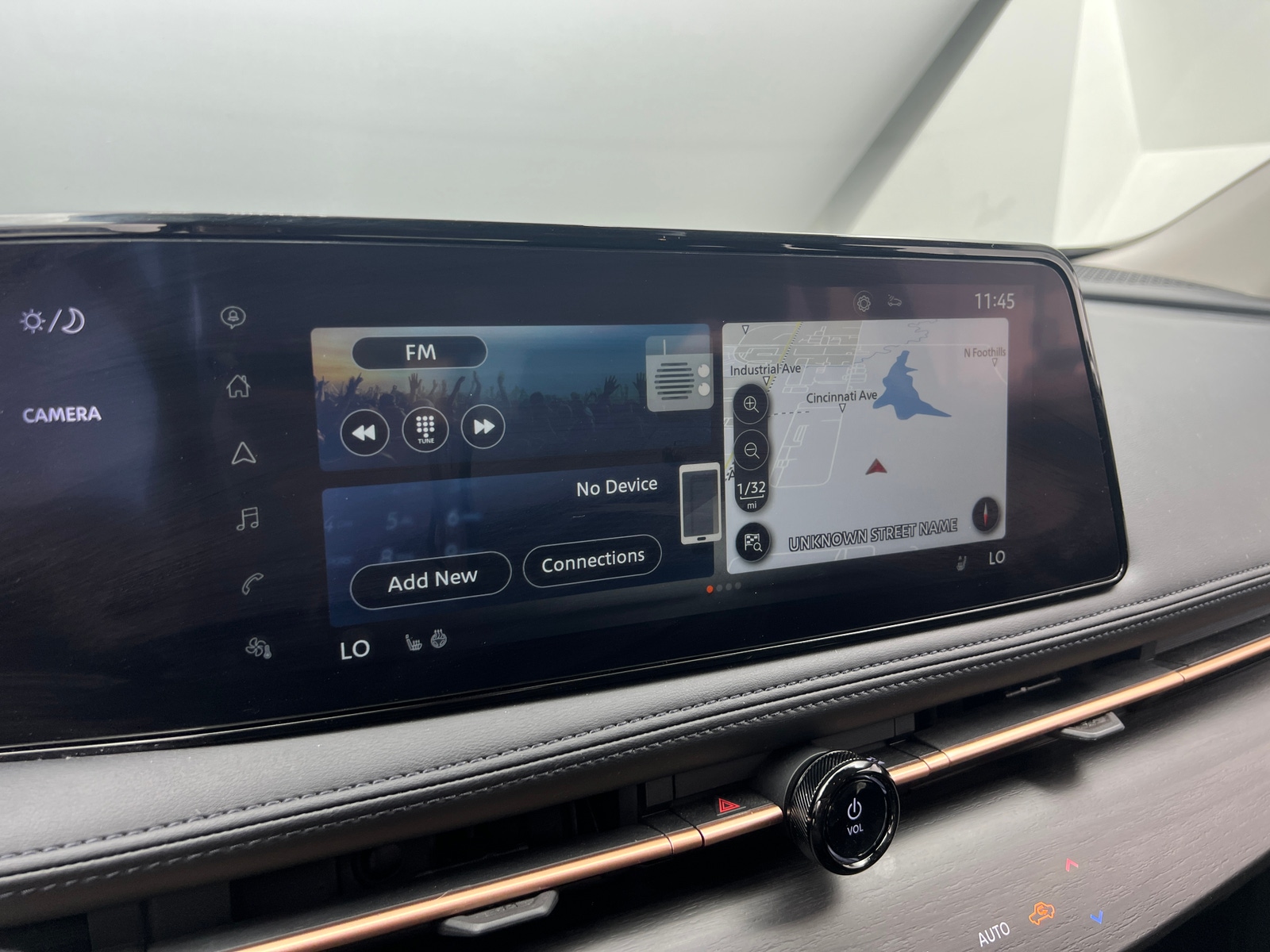 Thumbnail: 2023 Nissan Ariya - 3