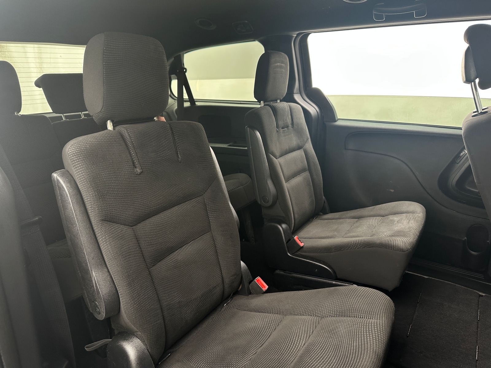 Thumbnail: 2020 Dodge Grand Caravan - 6