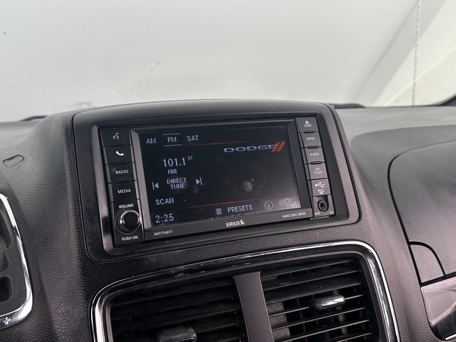 Thumbnail: 2020 Dodge Grand Caravan - 4