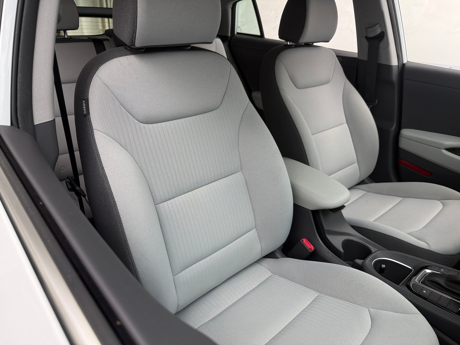 Thumbnail: 2022 Hyundai Ioniq - 2