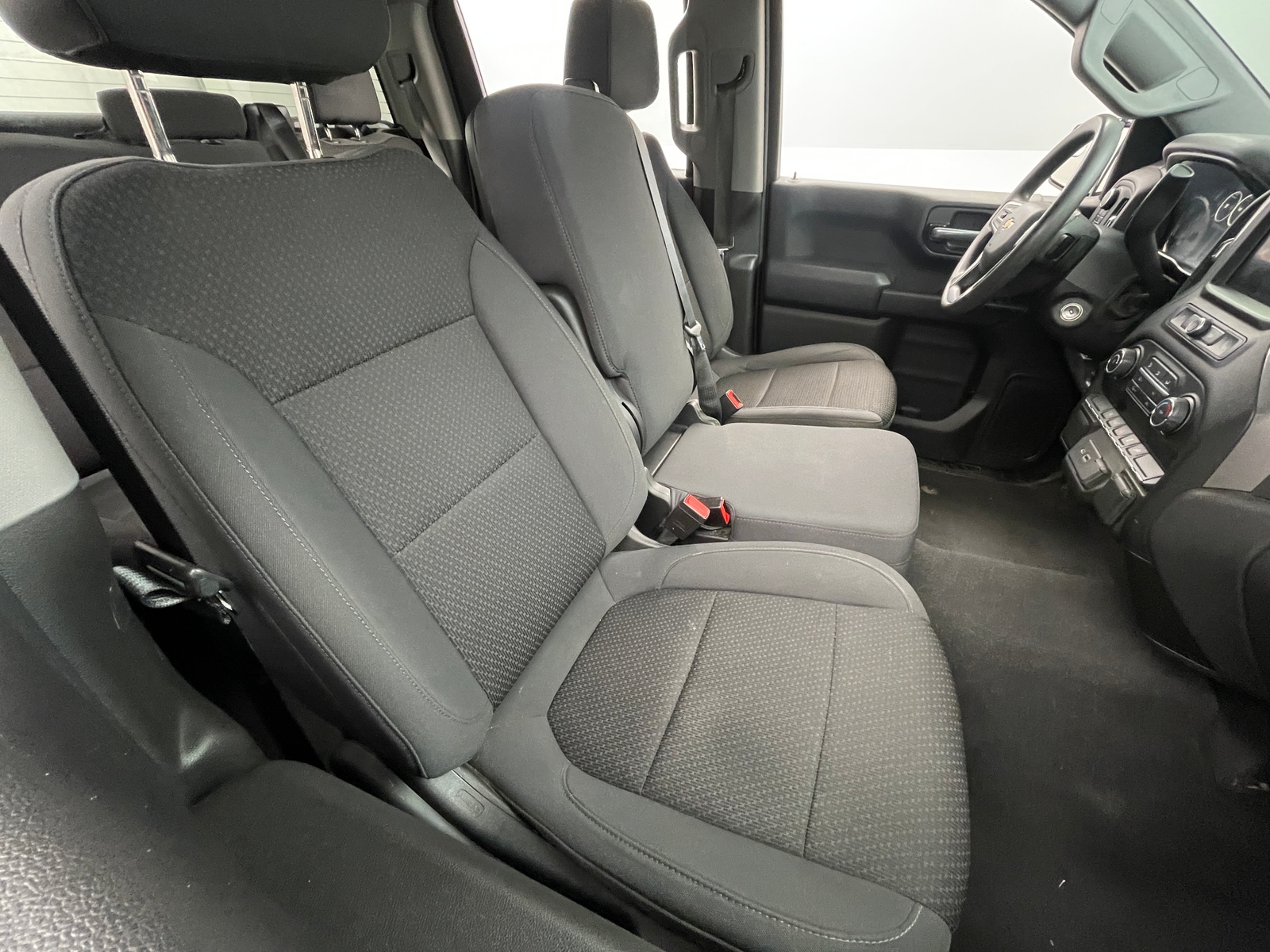 Thumbnail: 2021 Chevrolet Silverado 1500 - 2