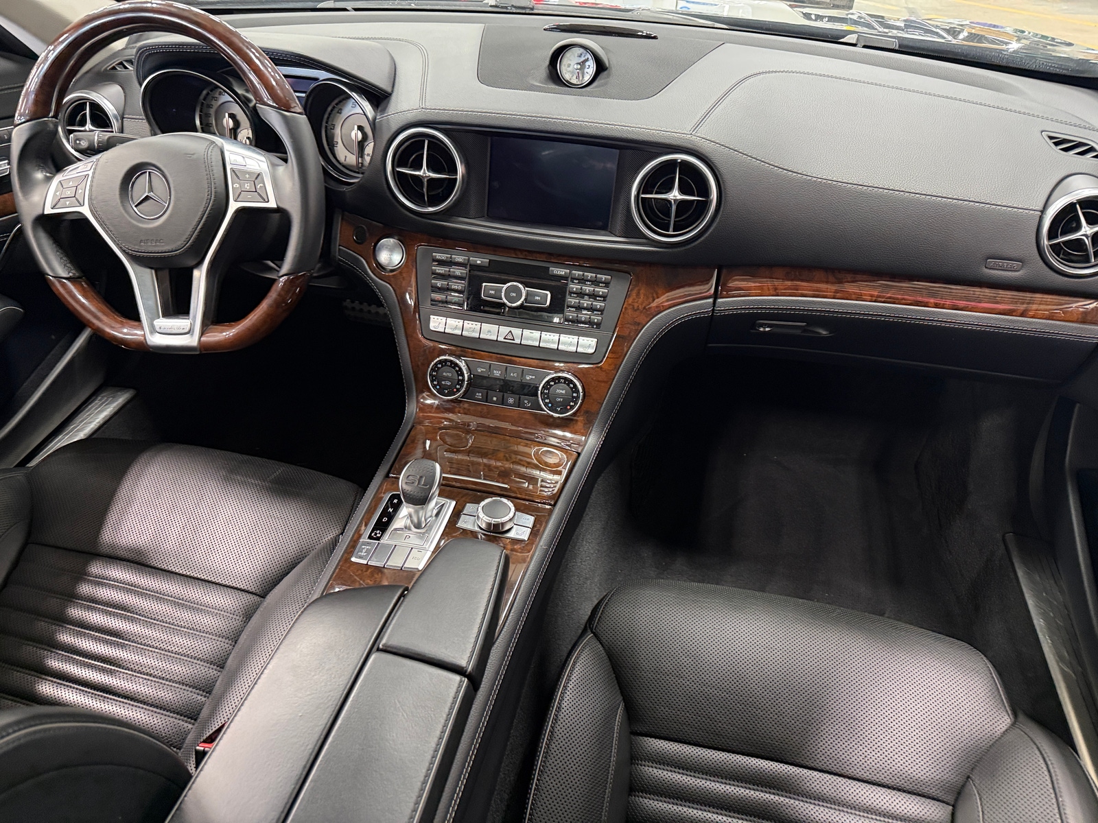 Thumbnail: 2013 Mercedes-Benz SL-Class - 2