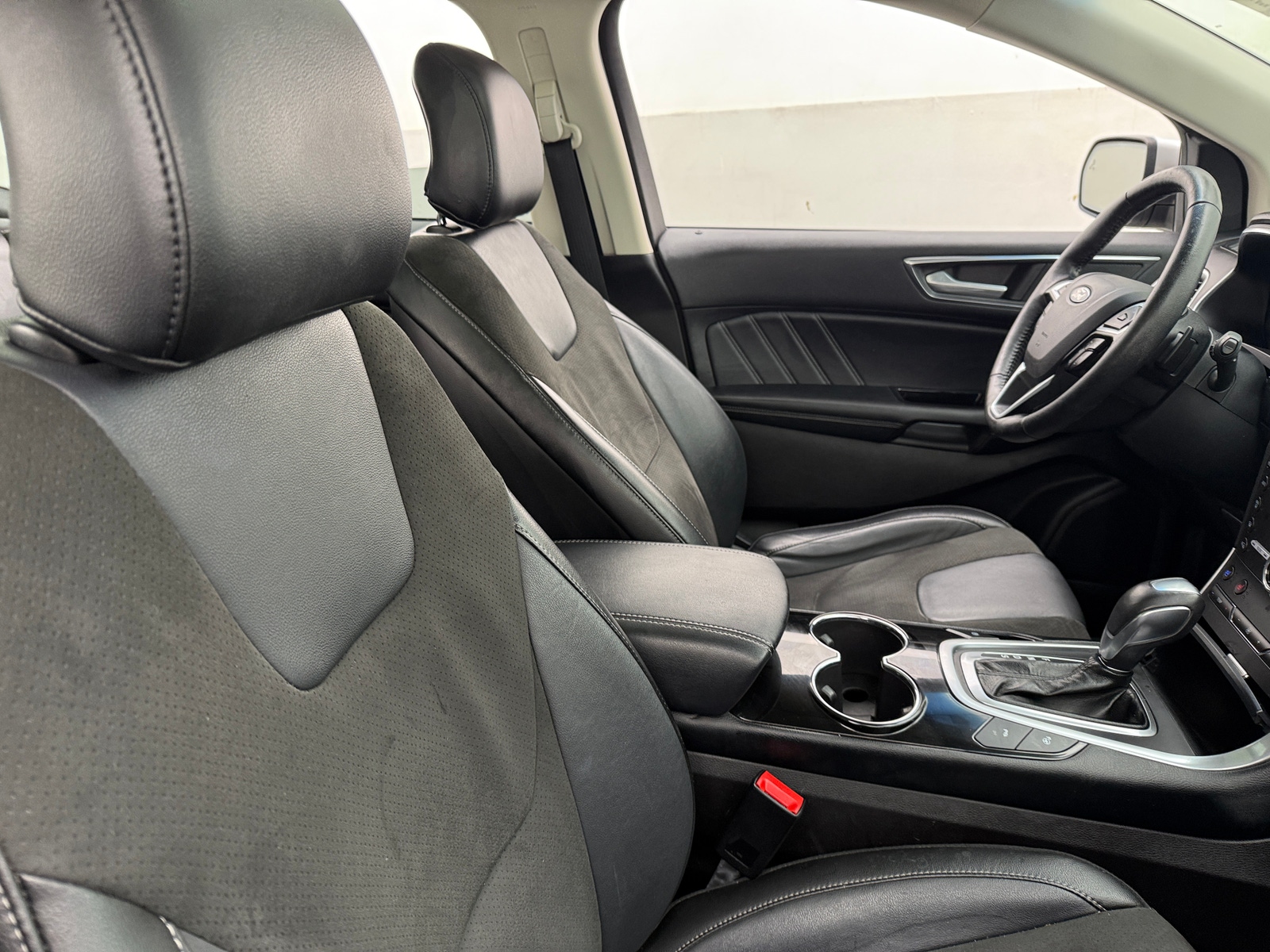 Thumbnail: 2017 Ford Edge - 2