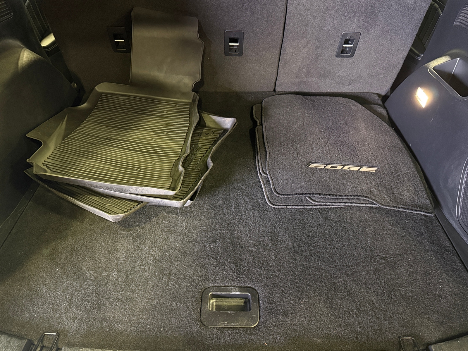 Thumbnail: 2017 Ford Edge - 7