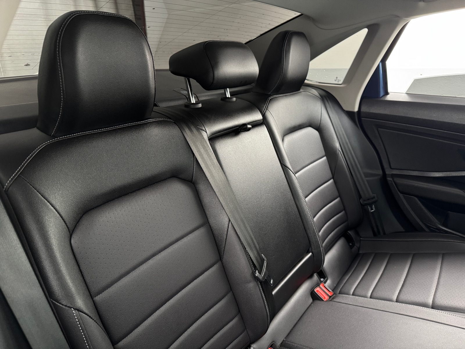 Thumbnail: 2021 Volkswagen Jetta - 5