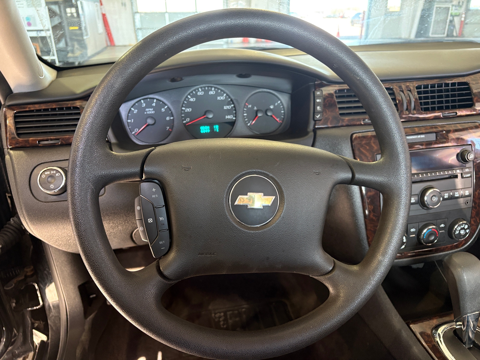 Thumbnail: 2014 Chevrolet Impala - 5