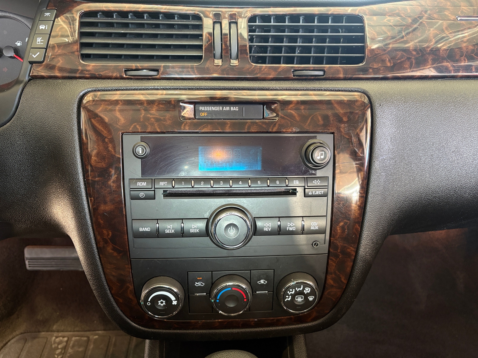 Thumbnail: 2014 Chevrolet Impala - 4