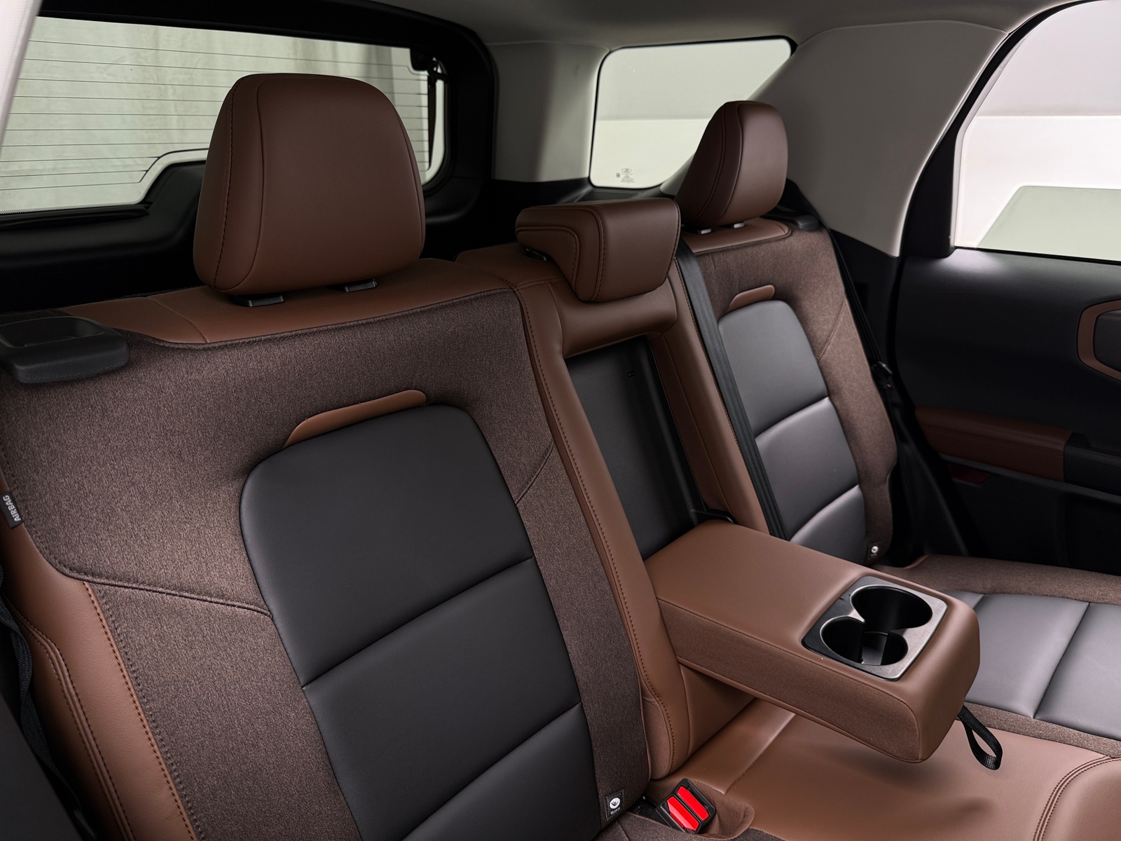 Thumbnail: 2025 Ford Bronco Sport - 5