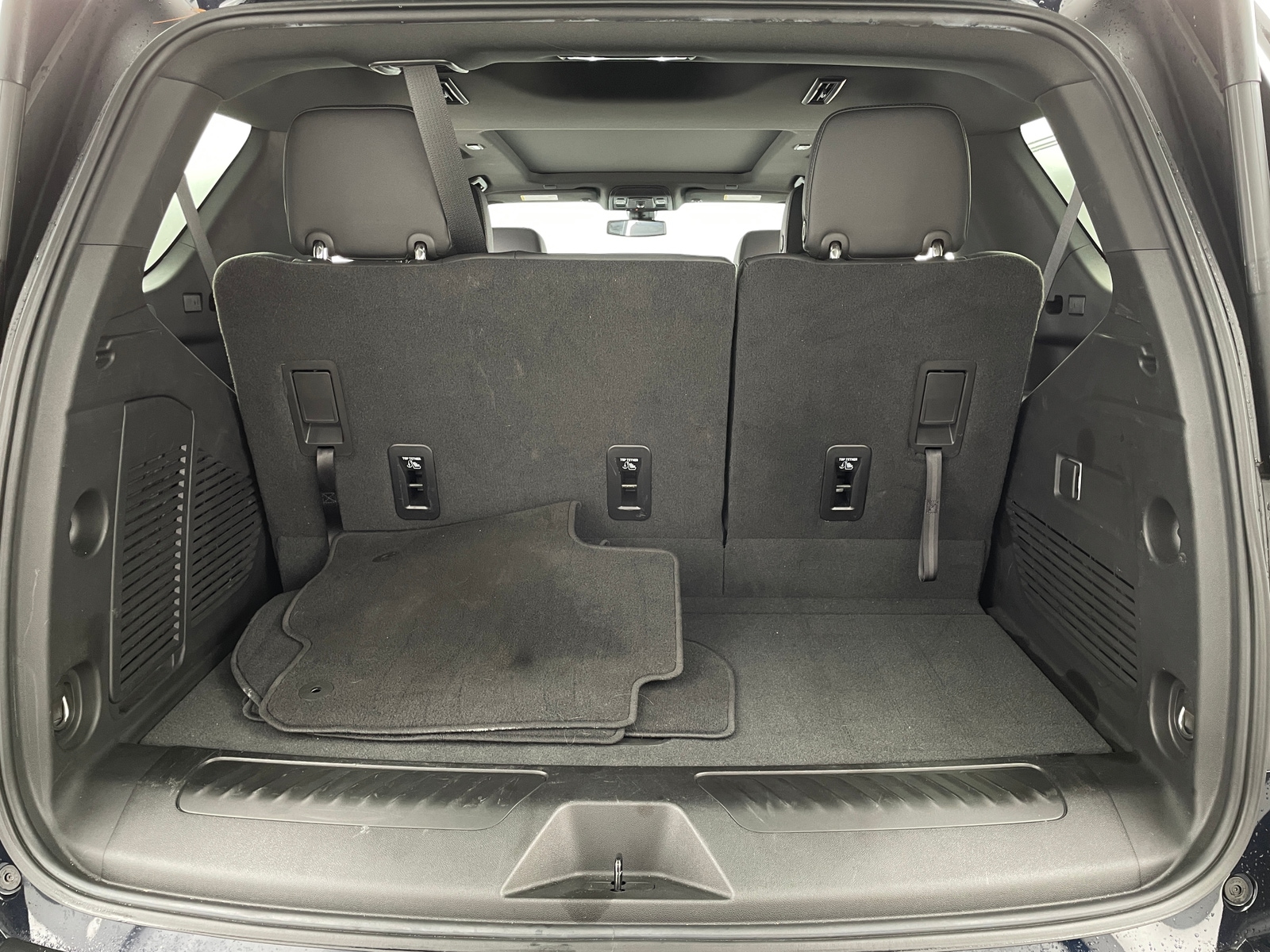 Thumbnail: 2022 Chevrolet Tahoe - 6