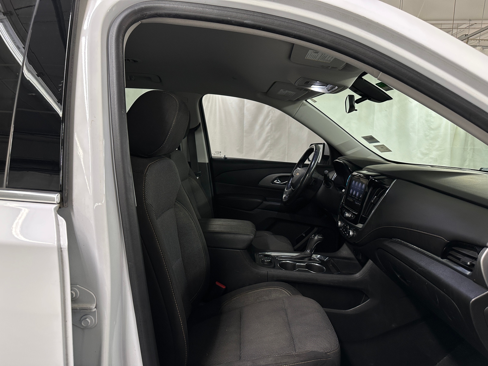 Thumbnail: 2020 Chevrolet Traverse - 2