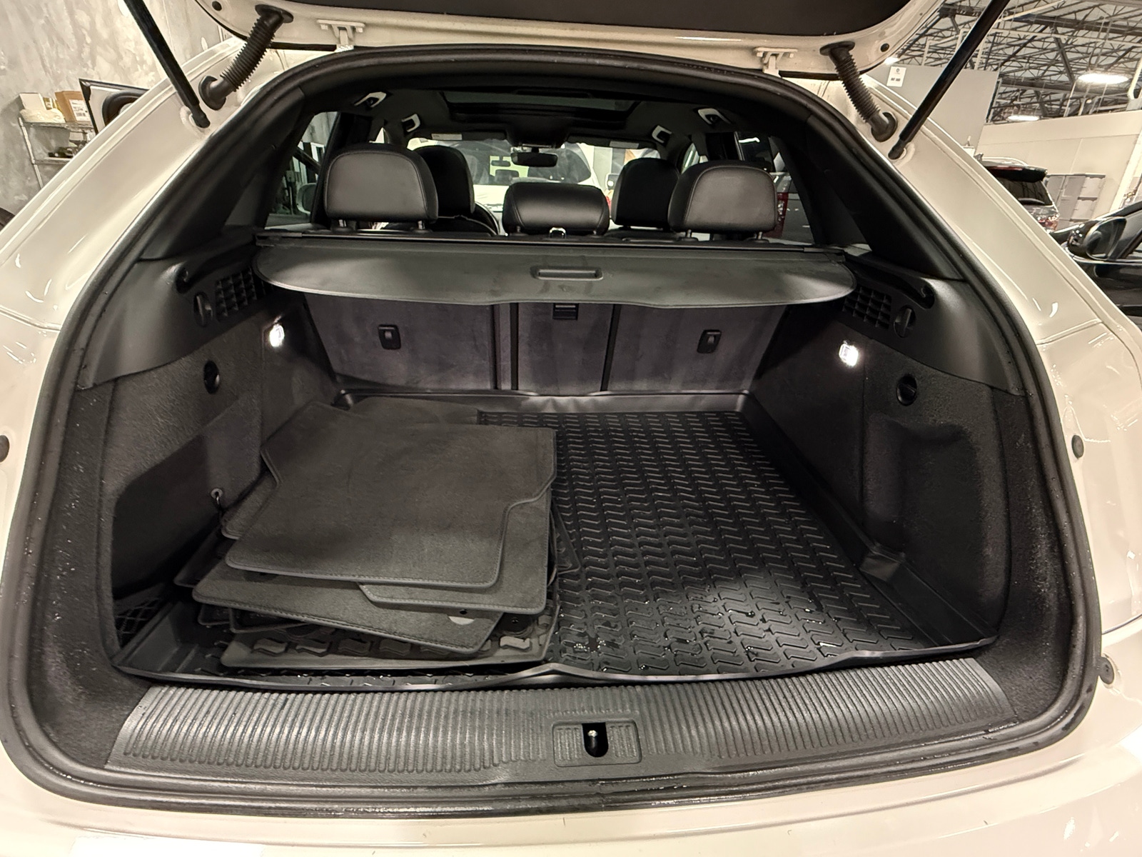 Thumbnail: 2018 Audi Q3 - 6