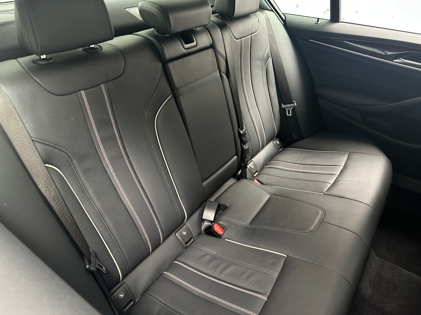 Thumbnail: 2020 BMW 5 Series - 5