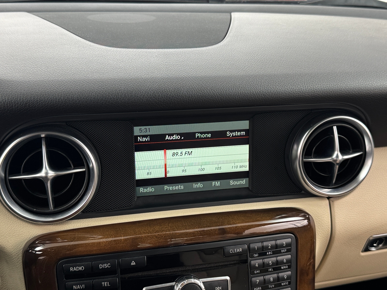 Thumbnail: 2015 Mercedes-Benz SLK - 3