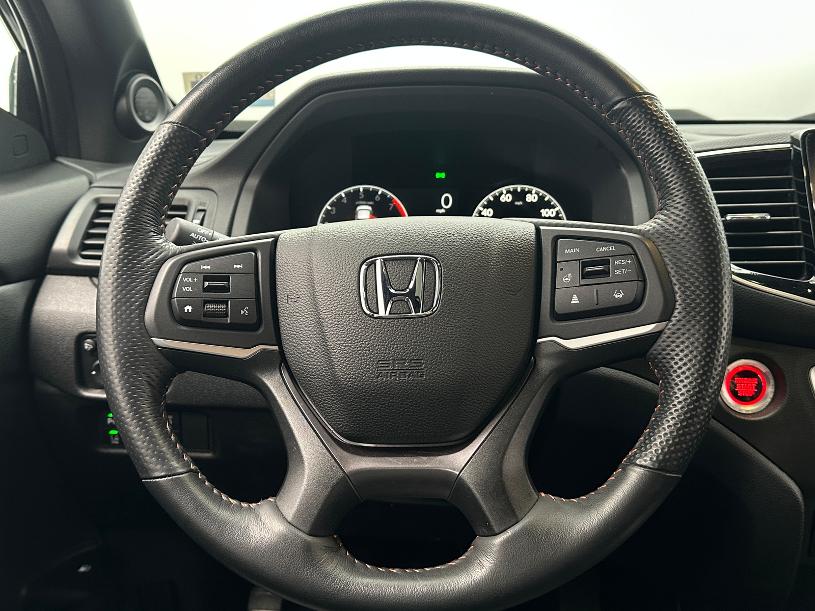 Thumbnail: 2025 Honda Ridgeline - 4