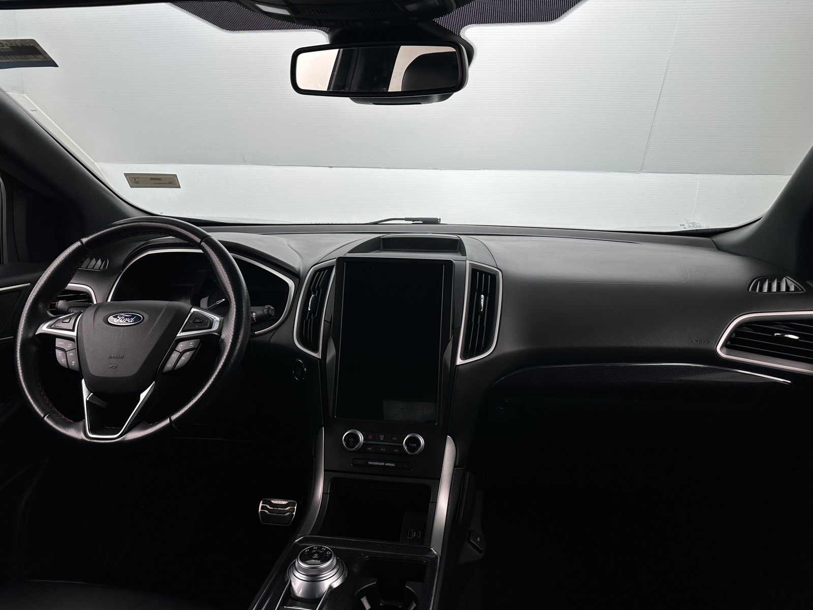 Thumbnail: 2021 Ford Edge - 2