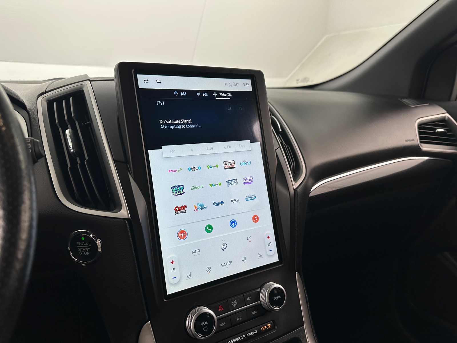 Thumbnail: 2021 Ford Edge - 3