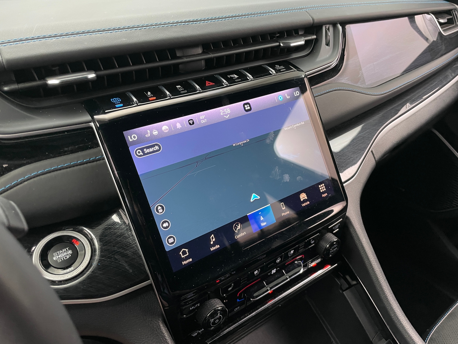 Thumbnail: 2022 Jeep Grand Cherokee - 4