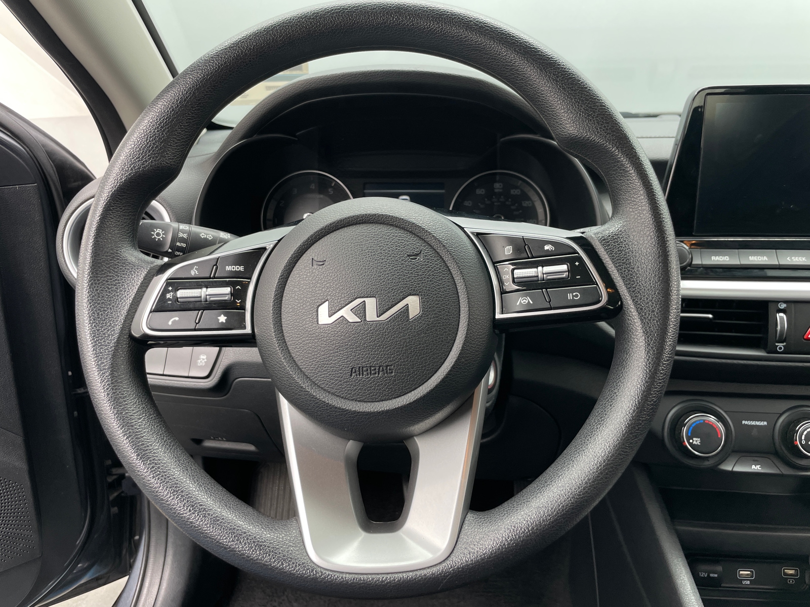 Thumbnail: 2024 Kia Forte - 5