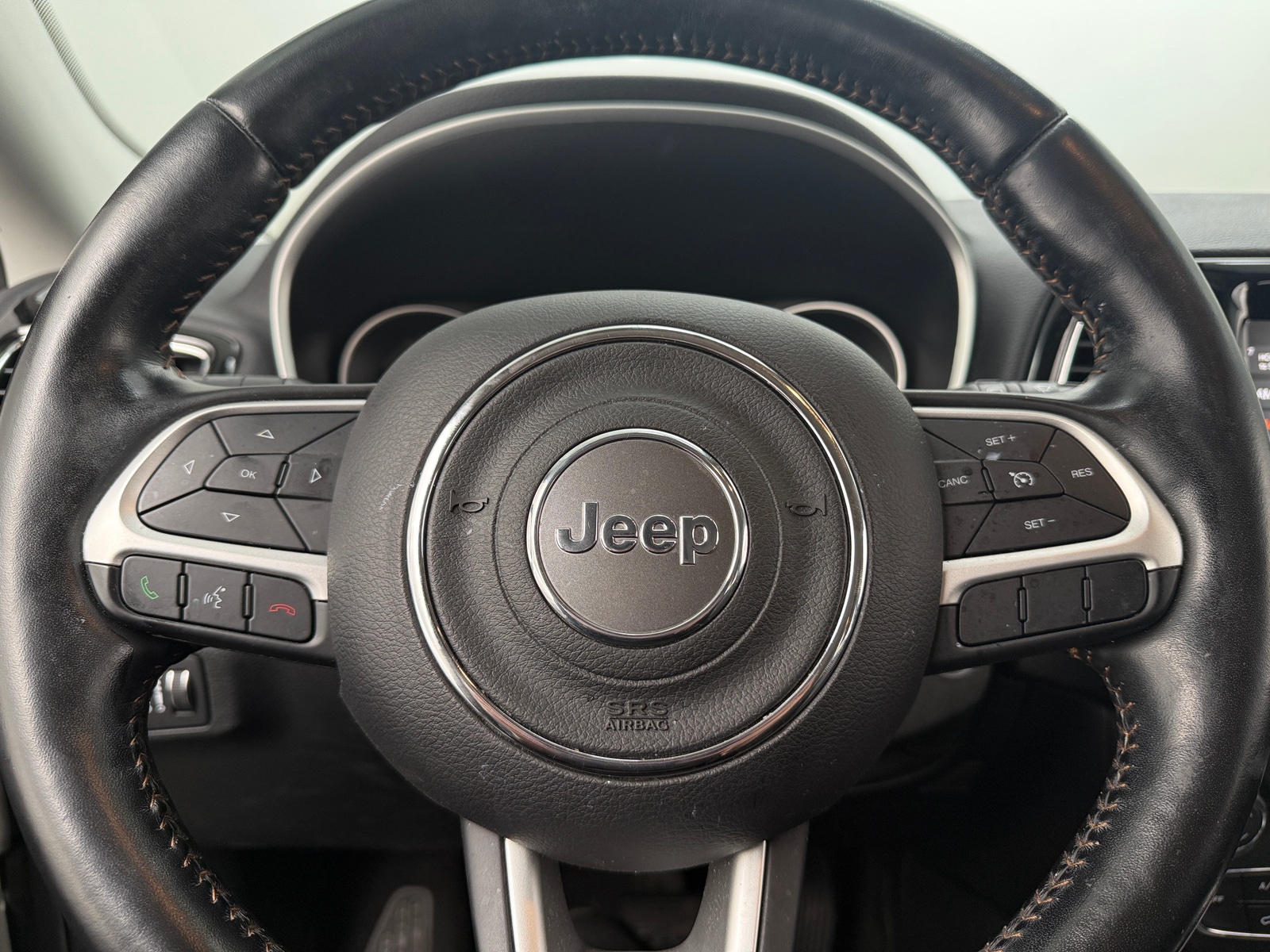 Thumbnail: 2020 Jeep Compass - 4