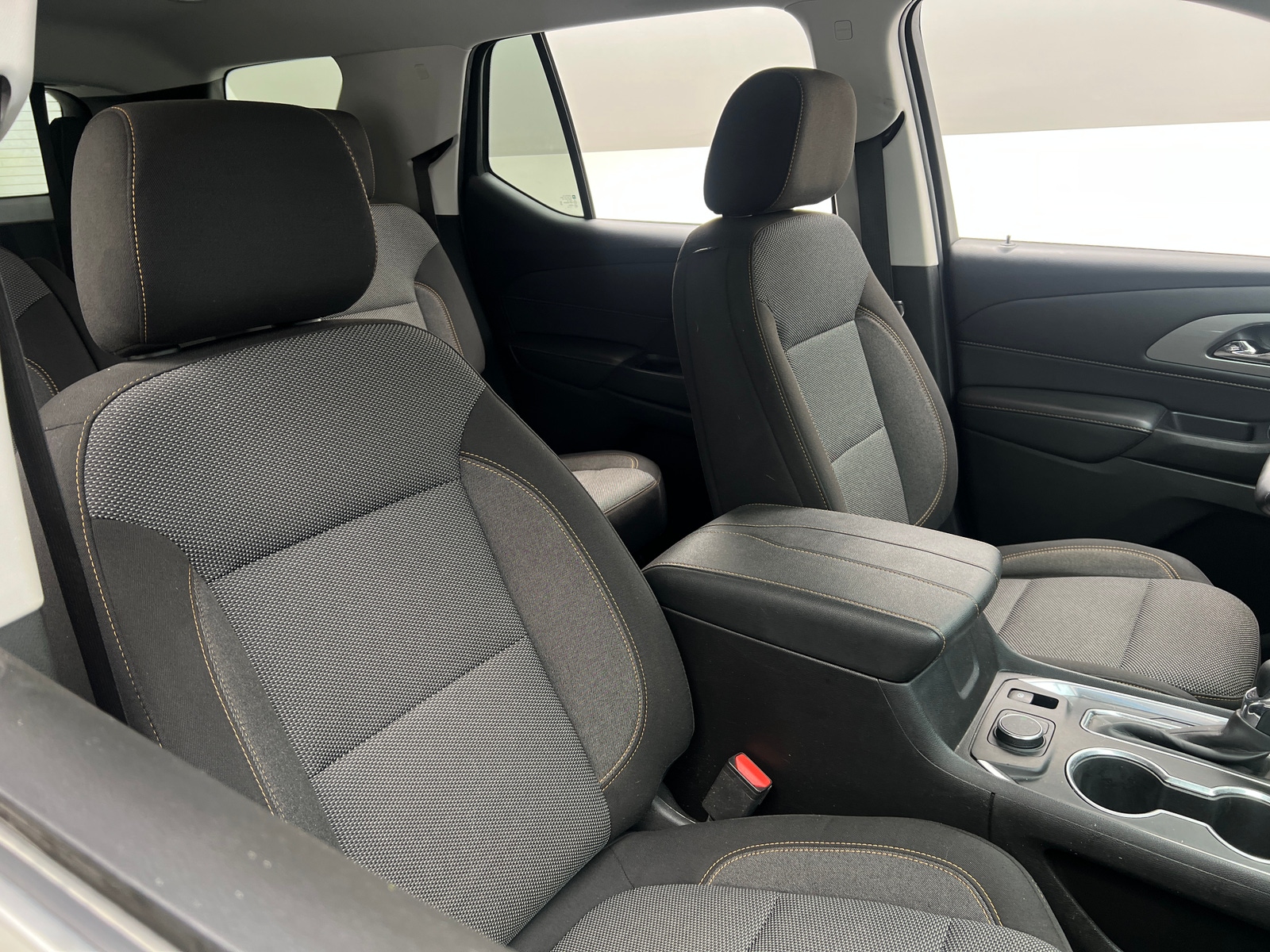 Thumbnail: 2021 Chevrolet Traverse - 2