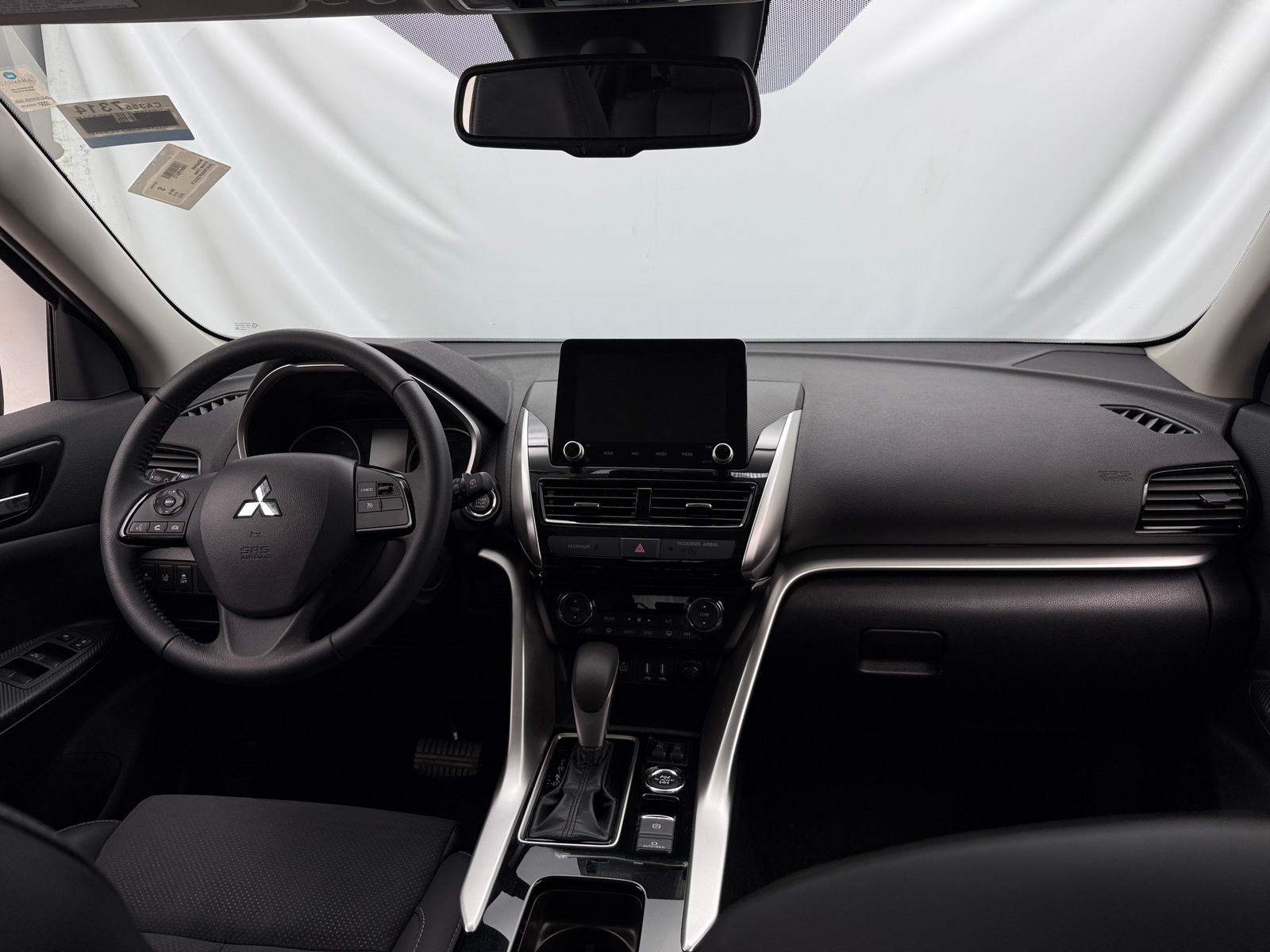 Thumbnail: 2023 Mitsubishi Eclipse Cross - 3