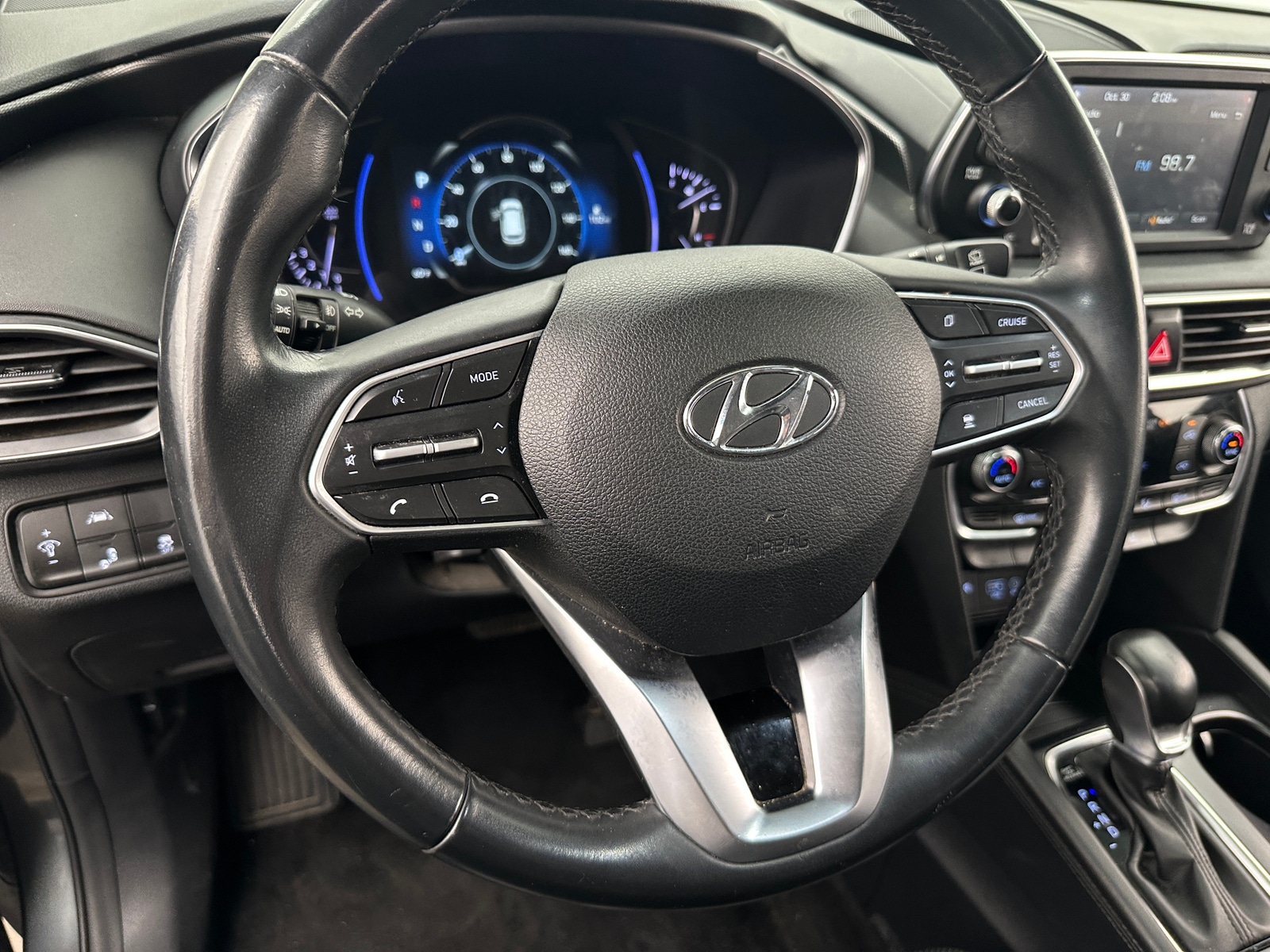 Thumbnail: 2020 Hyundai Santa Fe - 4