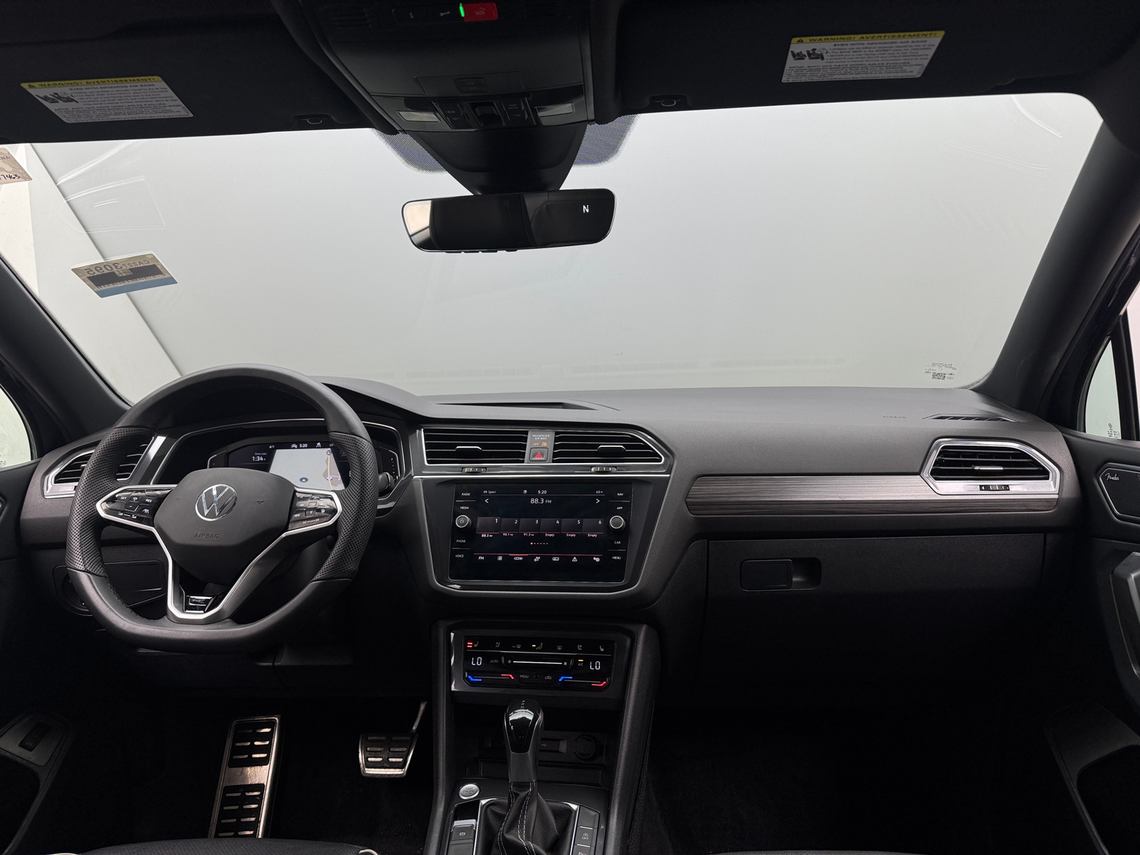 Thumbnail: 2022 Volkswagen Tiguan - 2