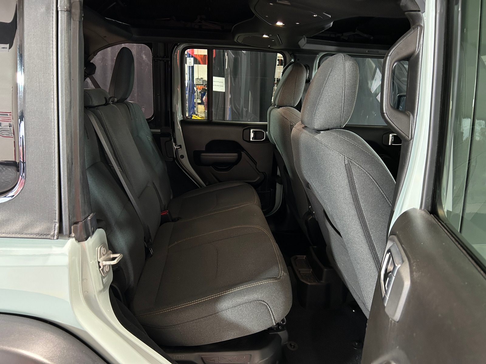 Thumbnail: 2024 Jeep Wrangler - 6