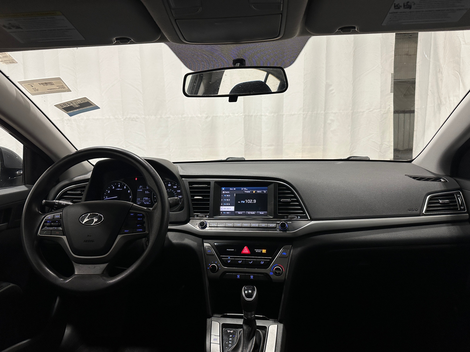 Thumbnail: 2018 Hyundai Elantra - 3