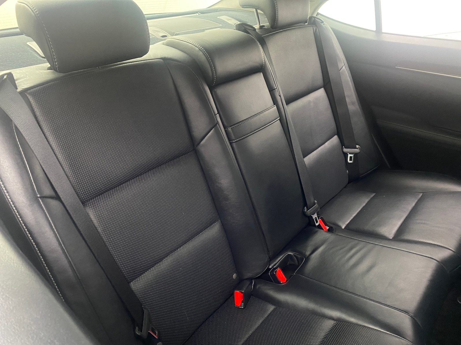 Thumbnail: 2015 Lexus ES - 6