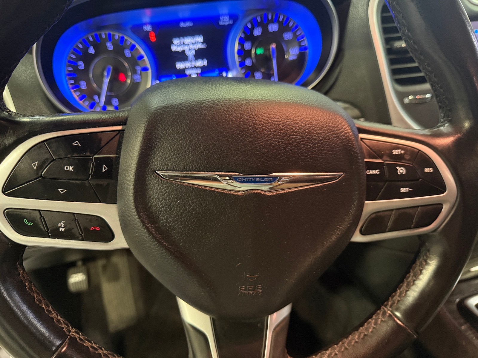 Thumbnail: 2019 Chrysler 300 - 5