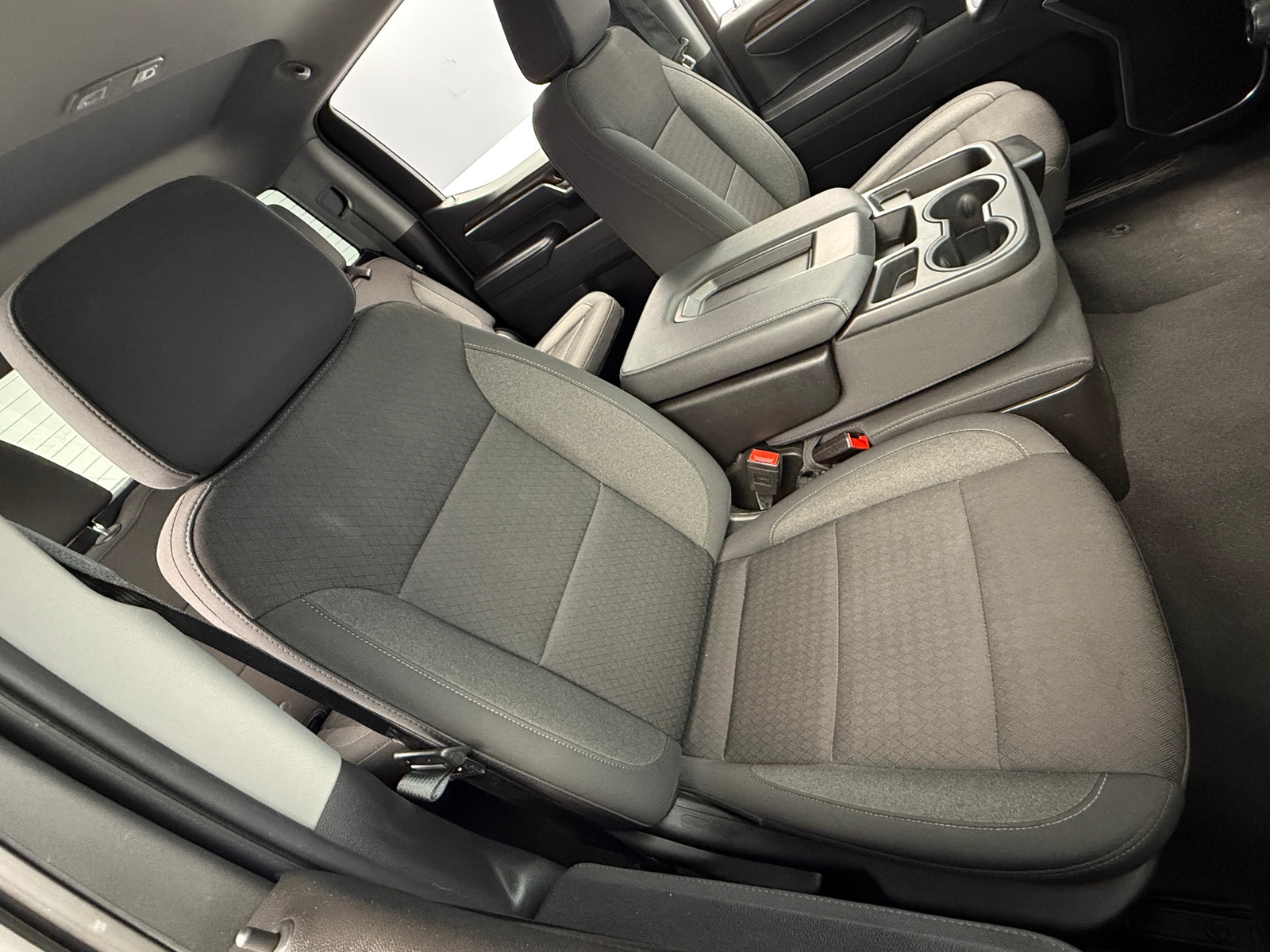 Thumbnail: 2025 Chevrolet Silverado 1500 - 2