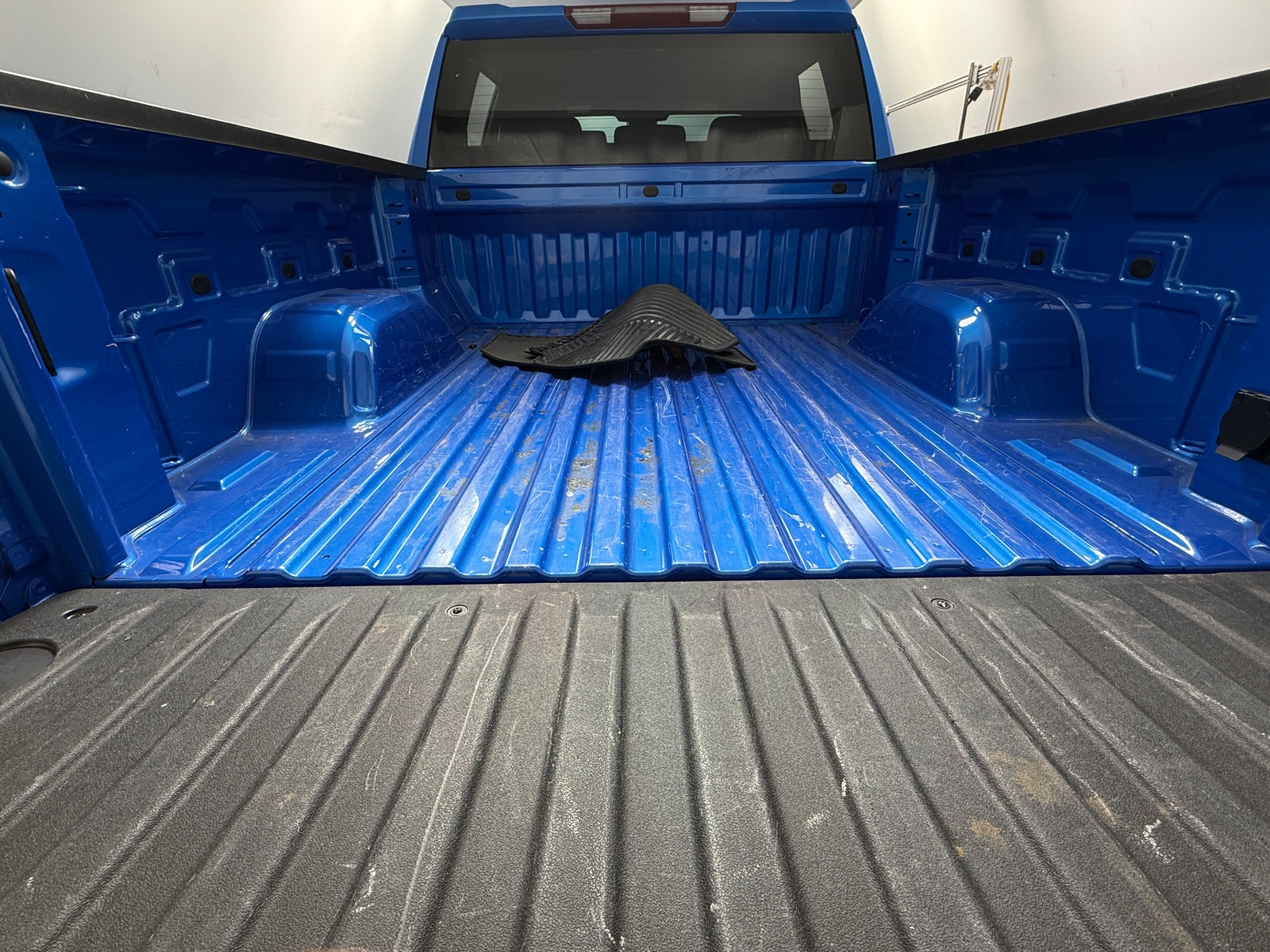 Thumbnail: 2025 Chevrolet Silverado 1500 - 7