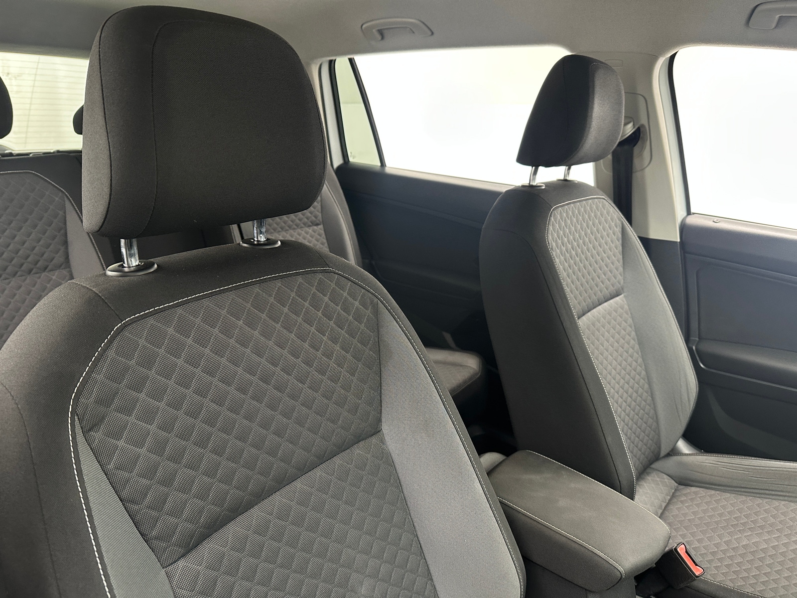 Thumbnail: 2021 Volkswagen Tiguan - 2