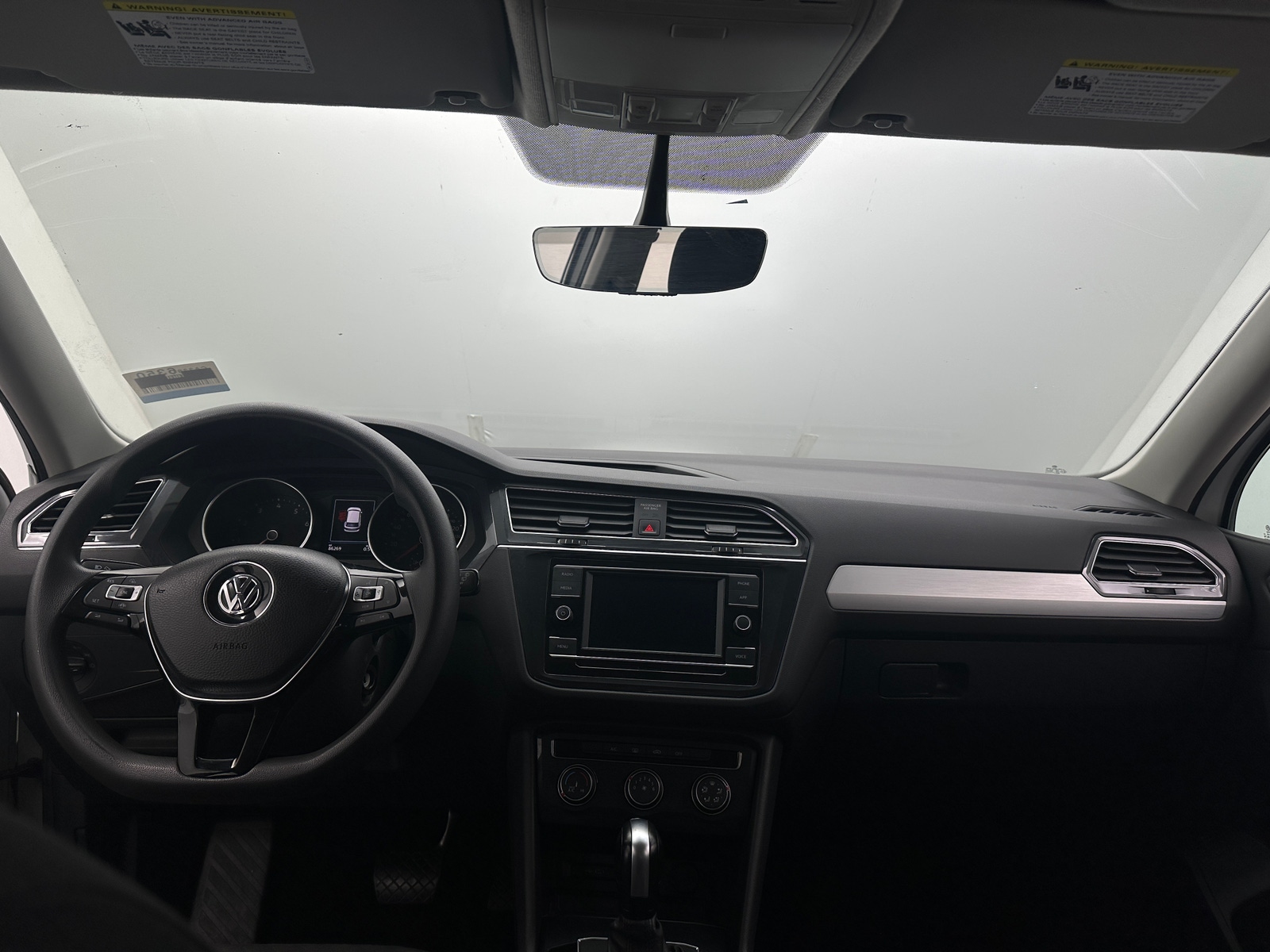 Thumbnail: 2021 Volkswagen Tiguan - 3