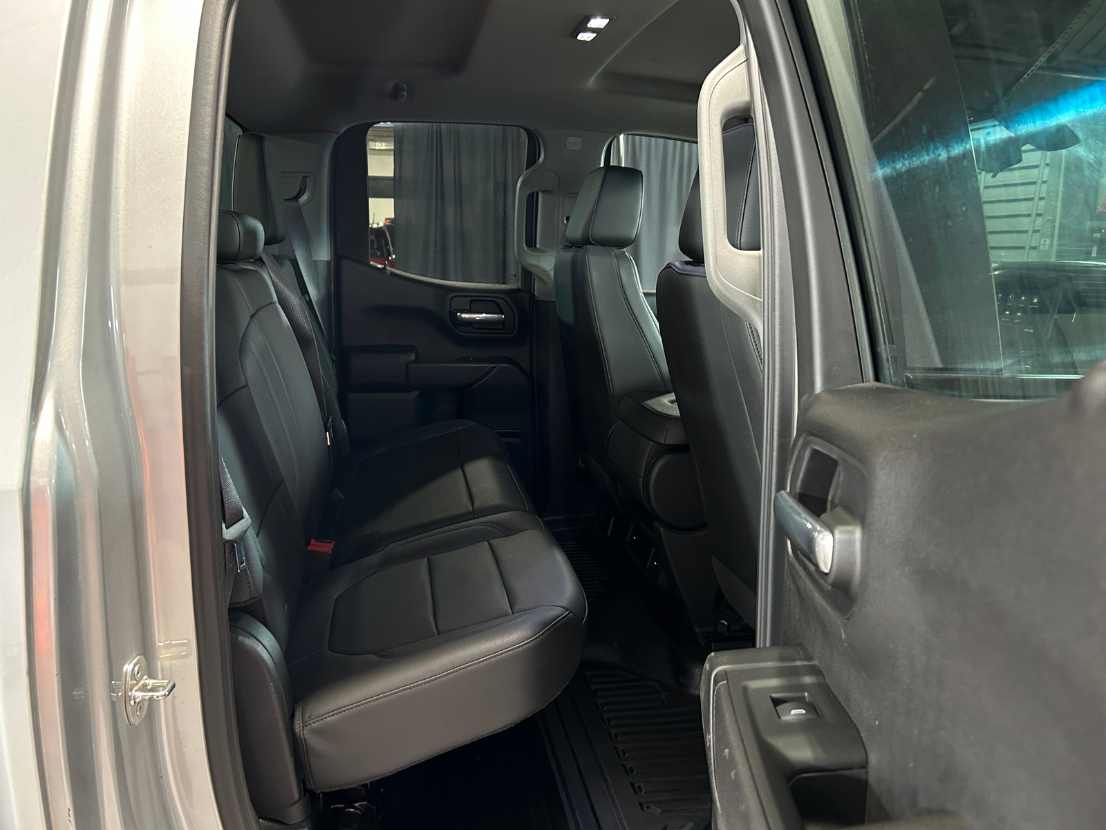 Thumbnail: 2021 Chevrolet Silverado 1500 - 6