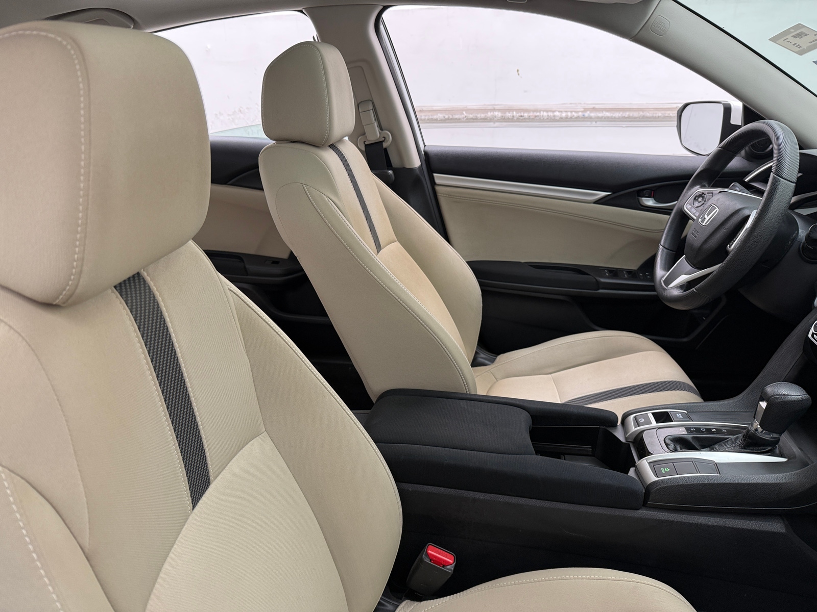 Thumbnail: 2016 Honda Civic - 2