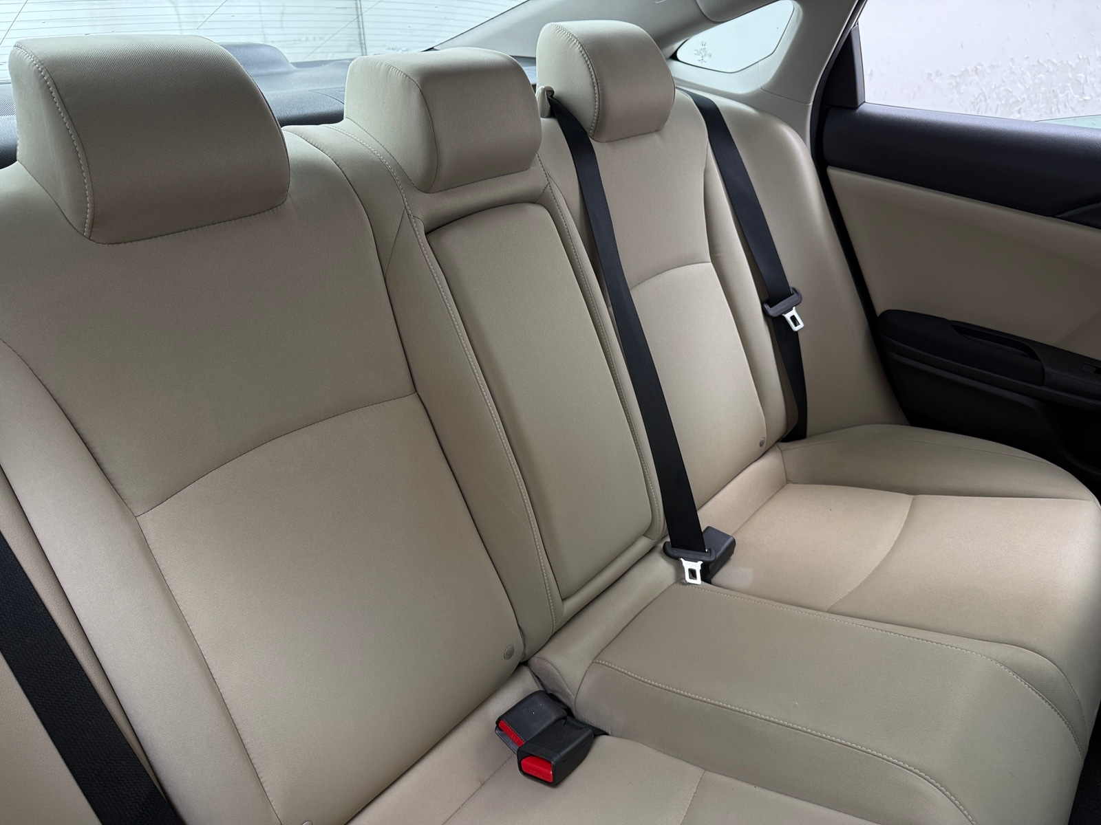 Thumbnail: 2016 Honda Civic - 6