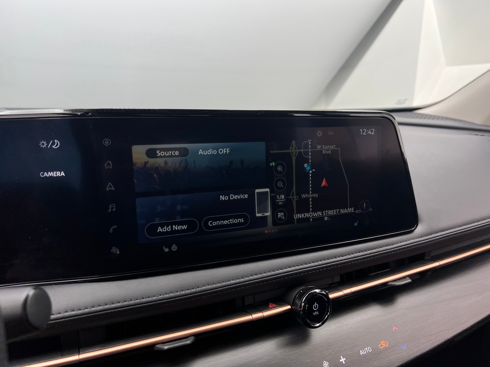 Thumbnail: 2024 Nissan Ariya - 4