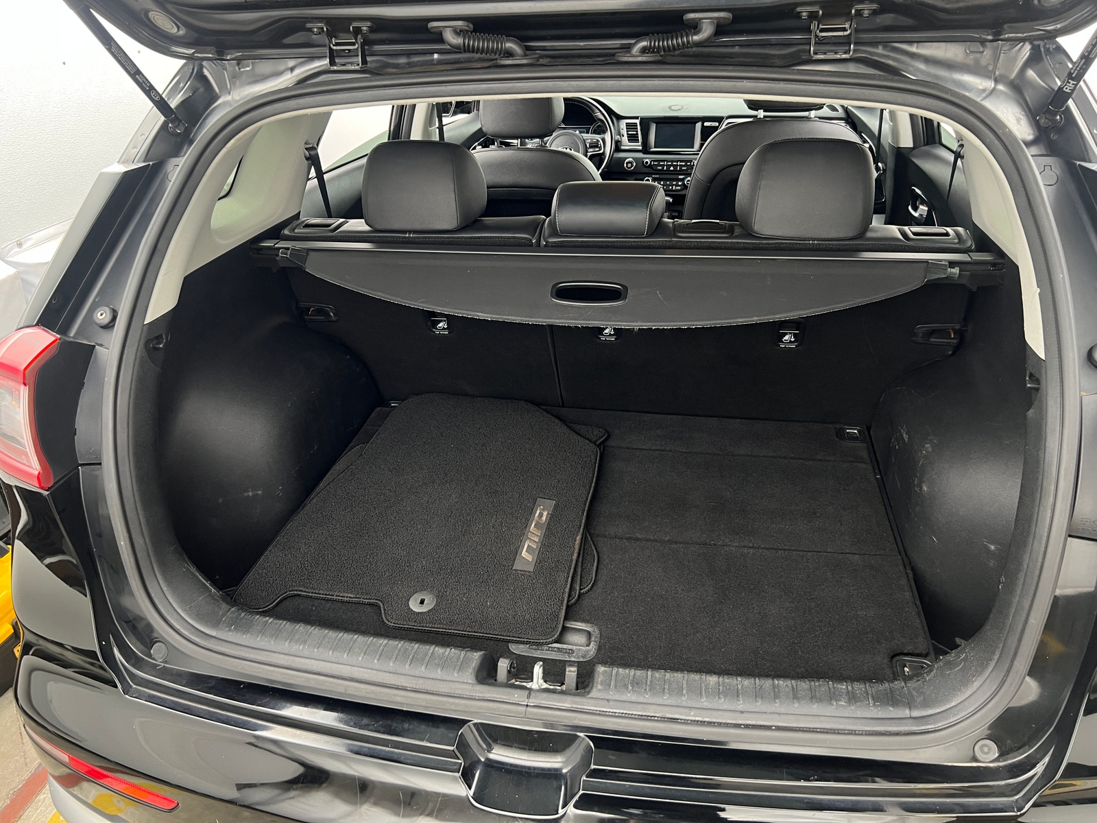 Thumbnail: 2018 Kia Niro - 7