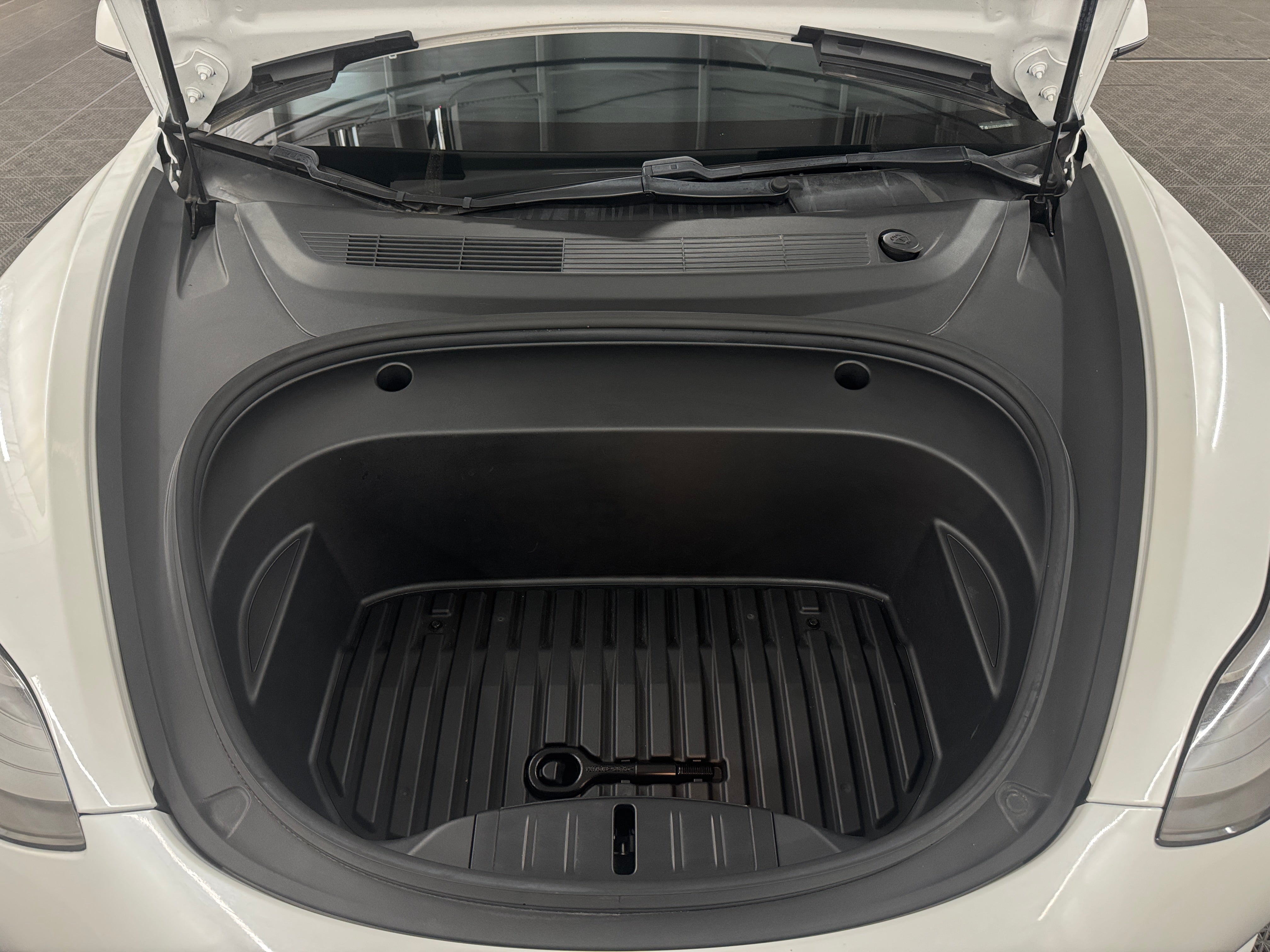 Used 2021 Tesla Model 3 Base with VIN 5YJ3E1EAXMF929819 for sale in Oak Creek, WI